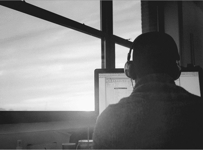 simon-abrams-k_T9Zj3SE8k-unsplash-bw simon-abrams-k_T9Zj3SE8k-unsplash-bw